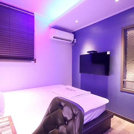 Velin Hotel